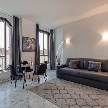 Milan Royal Suites - Duomo Santo Stefano Exterior photo
